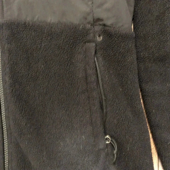 The North Face Breast Cancer Awareness Fleece Jacket - Picture 3 of 5